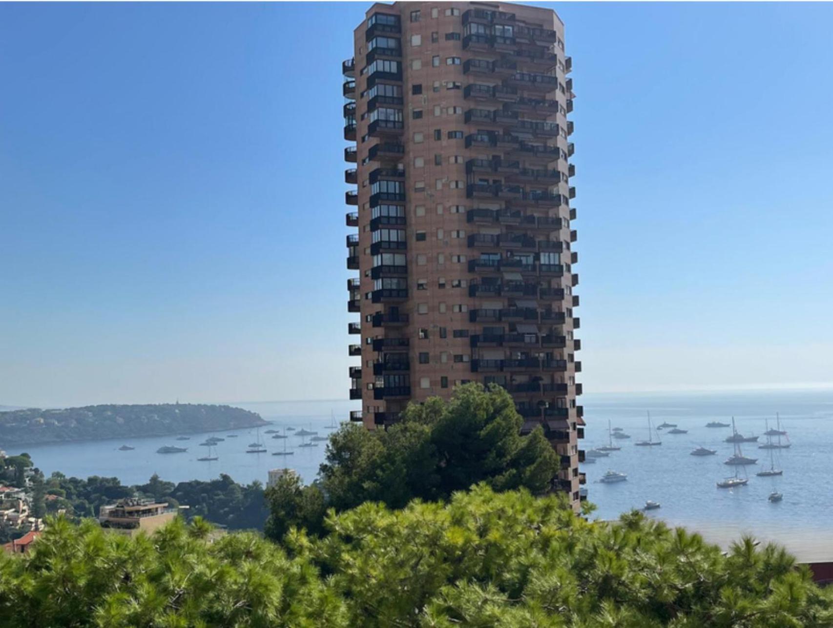 Monaco Border Luxury Suite - Sea View - Pool Босолей Екстер'єр фото